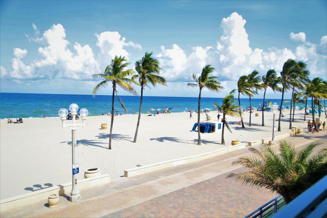 Diane Oceanfront Suites Hollywood Bagian luar foto
