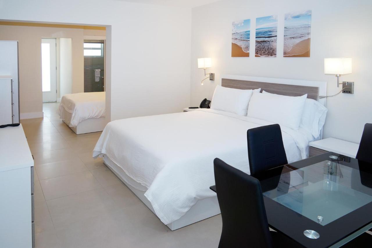 Diane Oceanfront Suites Hollywood Bagian luar foto