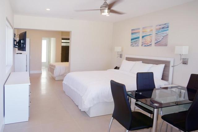 Diane Oceanfront Suites Hollywood Bagian luar foto