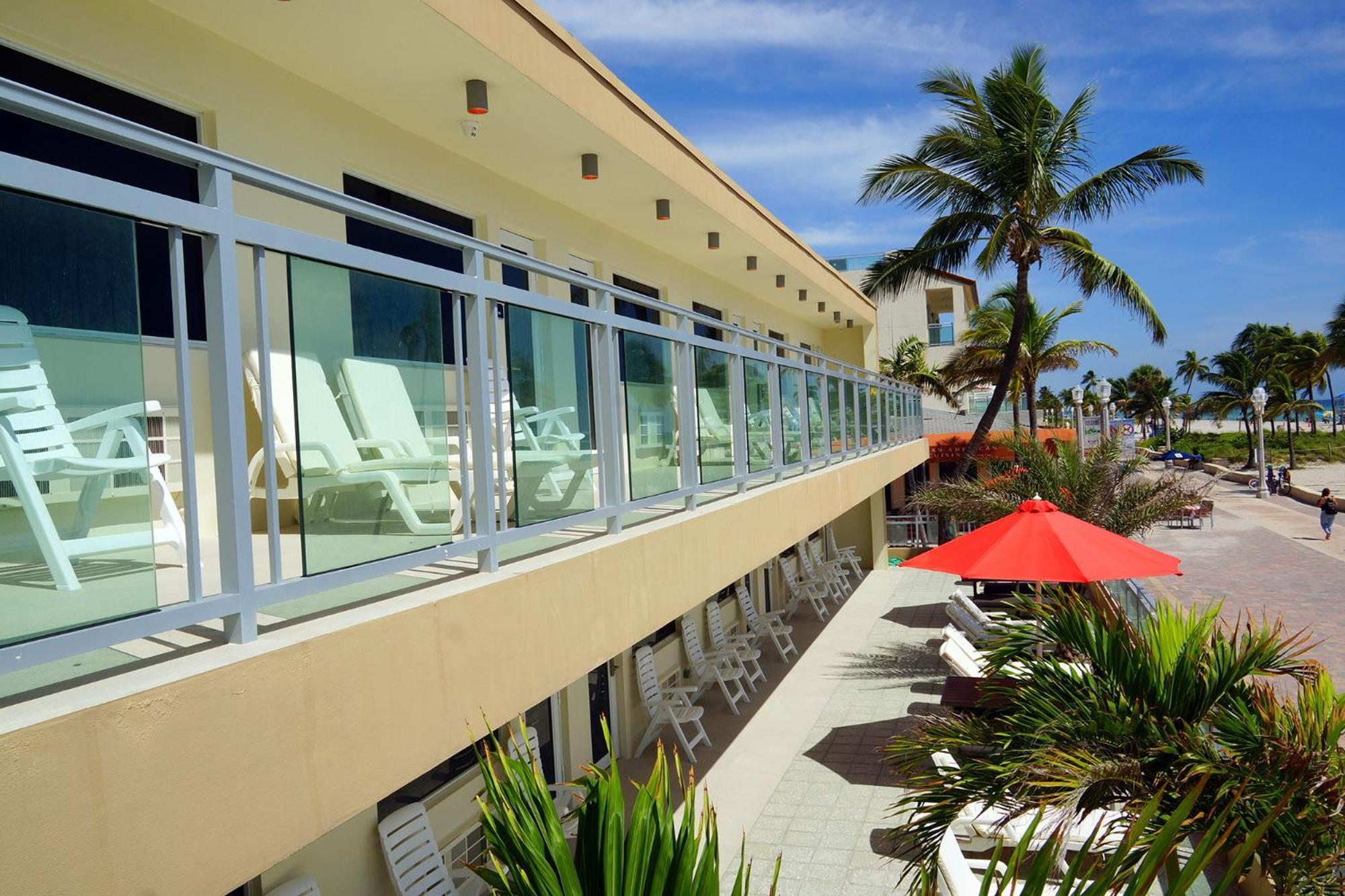 Diane Oceanfront Suites Hollywood Bagian luar foto