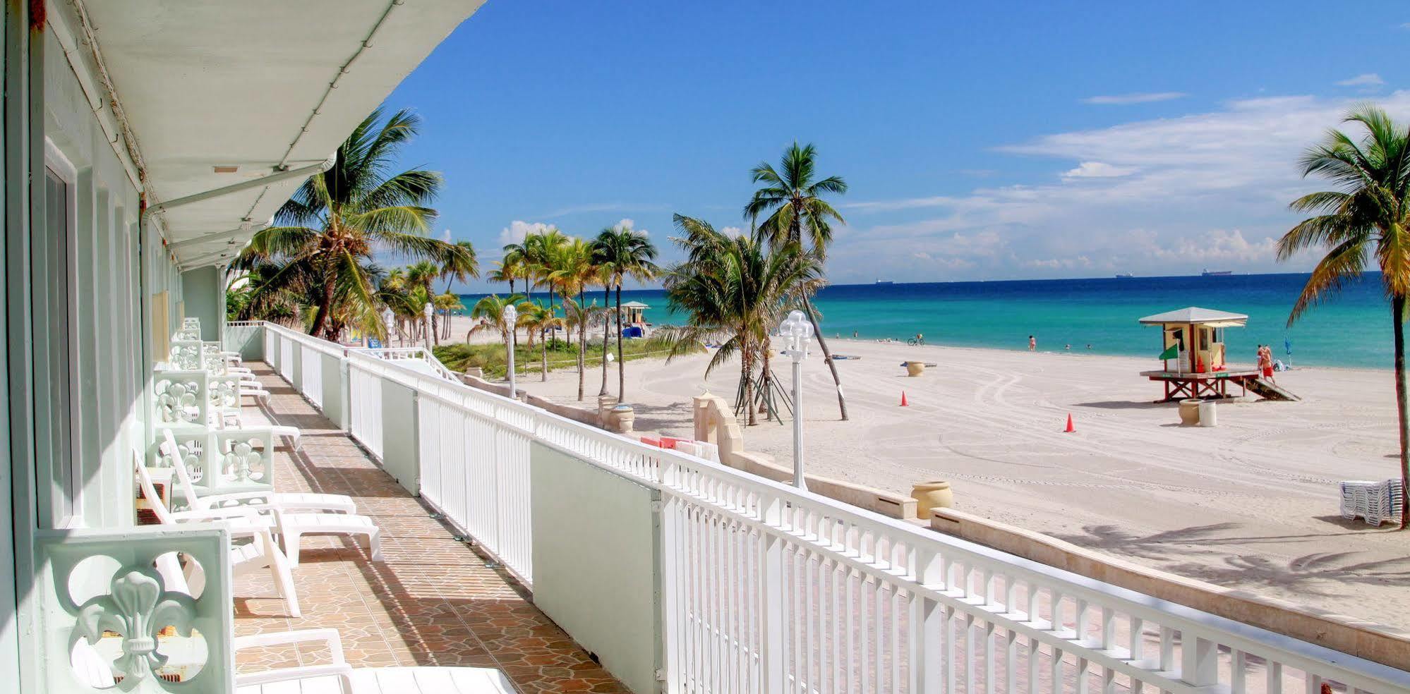 Diane Oceanfront Suites Hollywood Bagian luar foto